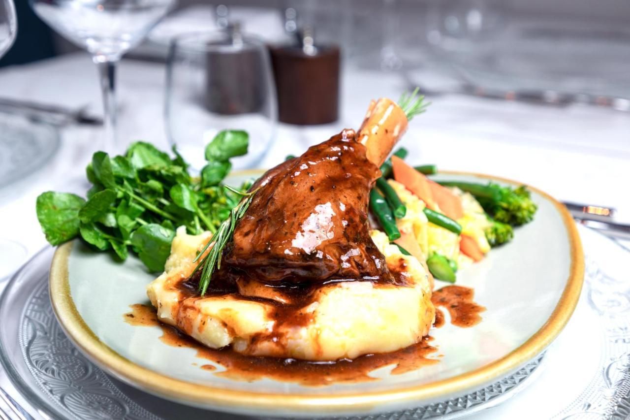 The George Hotel Pangbourne Esterno foto
