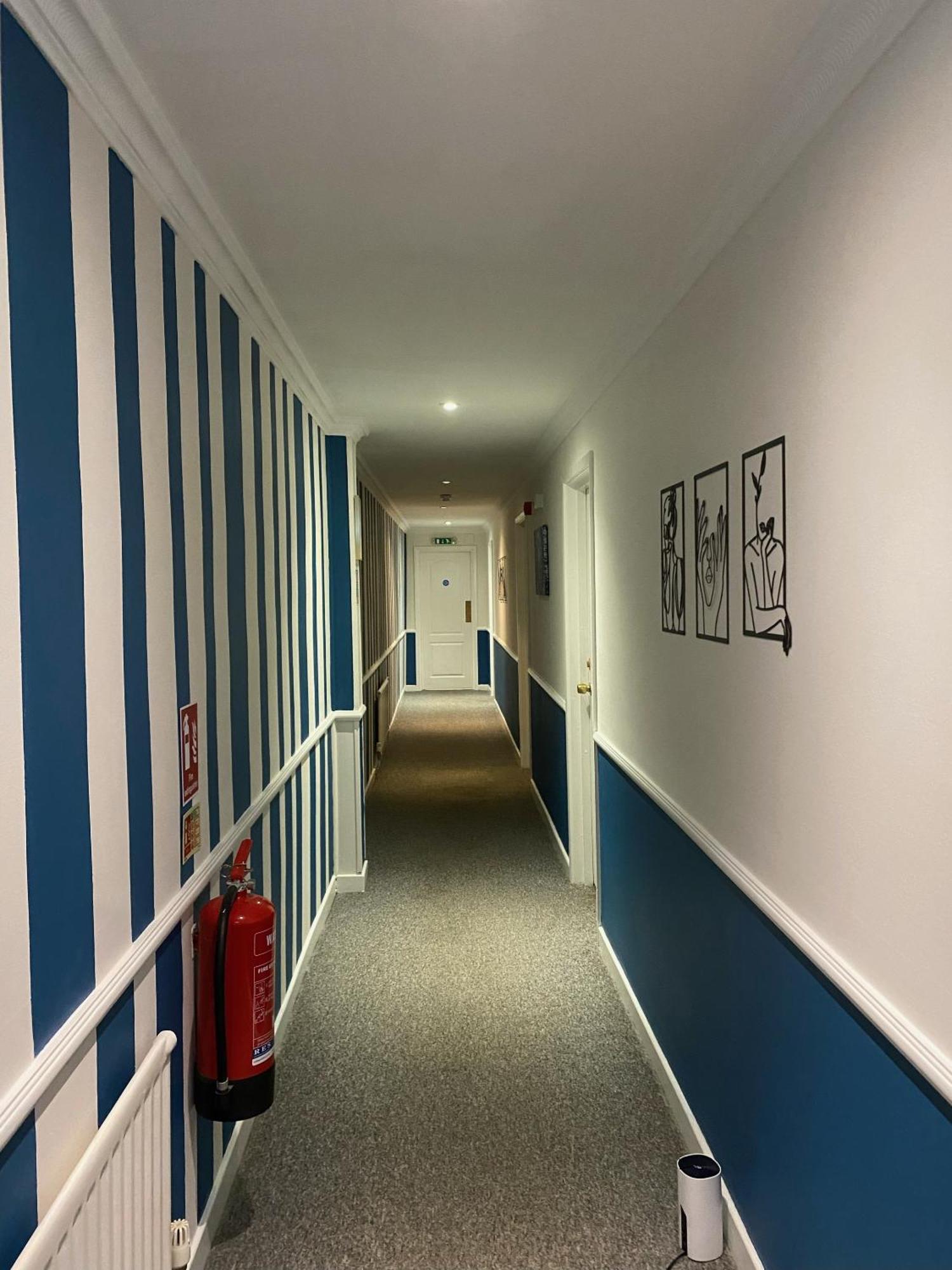 The George Hotel Pangbourne Esterno foto